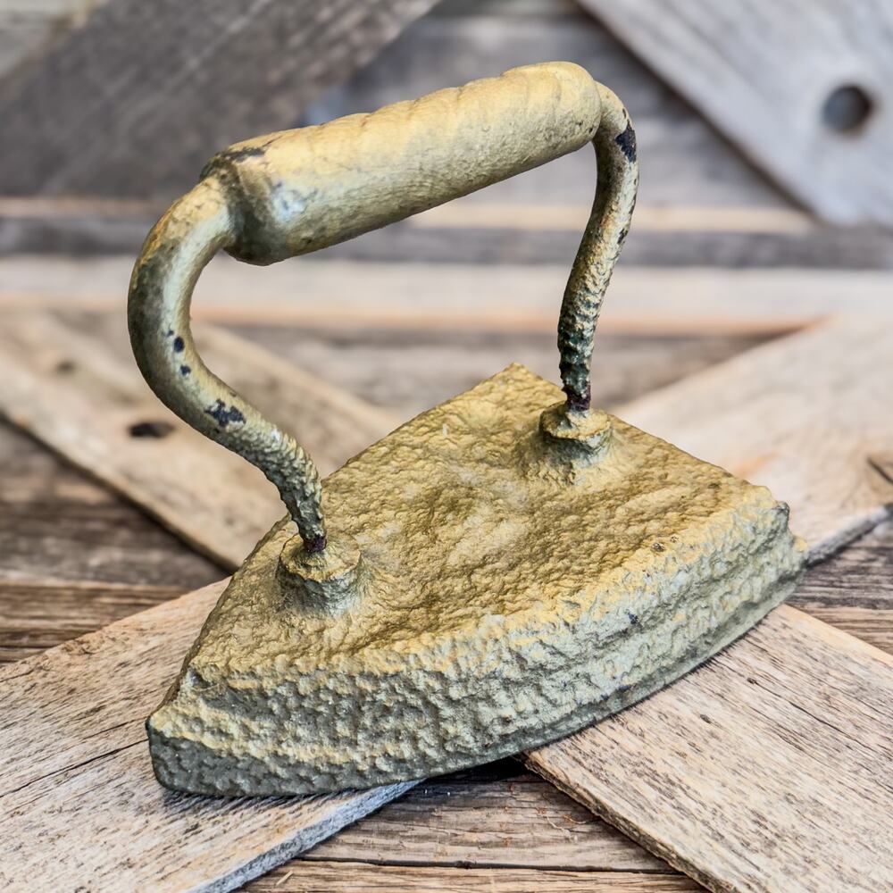 Vintage Cast Iron Sad Iron/Clothing Iron-Gold Finish-Swirl Handle-Shabby Chic